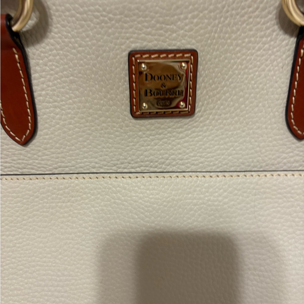 Dooney & Bourke Pebble Grain Tammy Tote bag - Picture 3 of 10